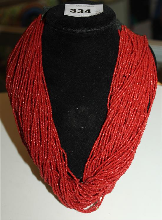 Multi strand coral bead necklace(-)